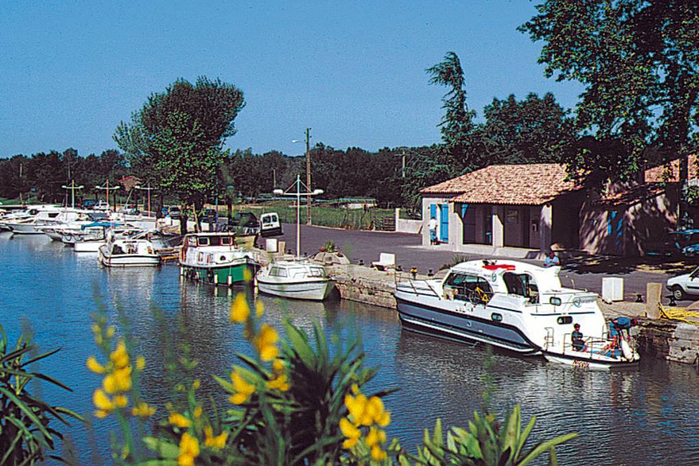 Port de Bellegarde
